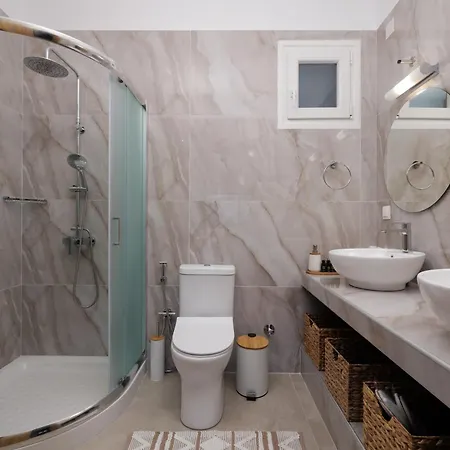 Nikol Seaview Luxury Dassia (Corfu)