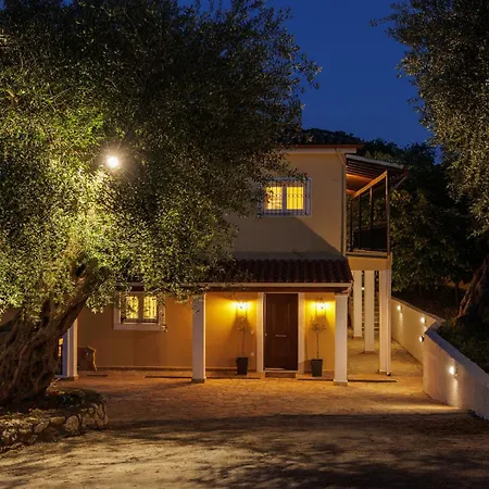 Nikol Seaview Luxury * Dassiá