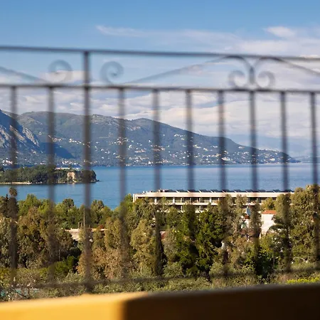 Nikol Seaview Luxury Apartment *