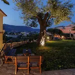 Nikol Seaview Luxury דירה דאסיה