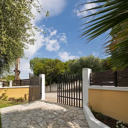 Nikol Seaview Luxury Apartman