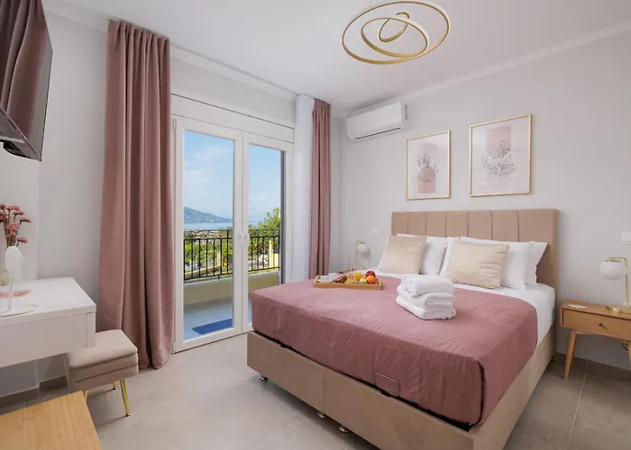 Nikol Seaview Luxury Dassia (Corfu)