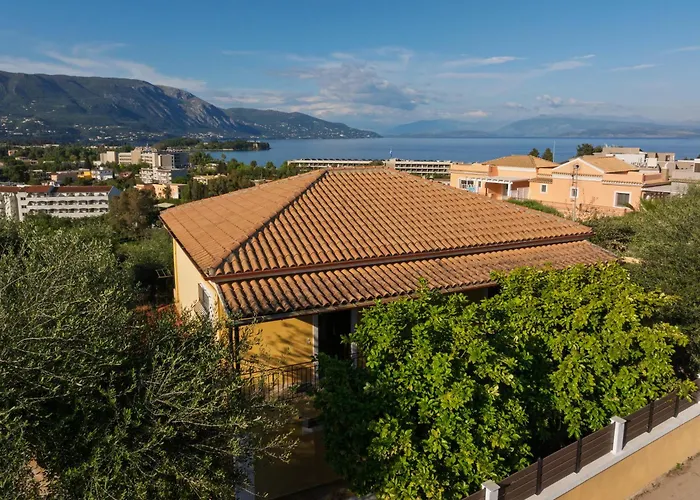Nikol Seaview Luxury Apartment Dassia (Corfu)