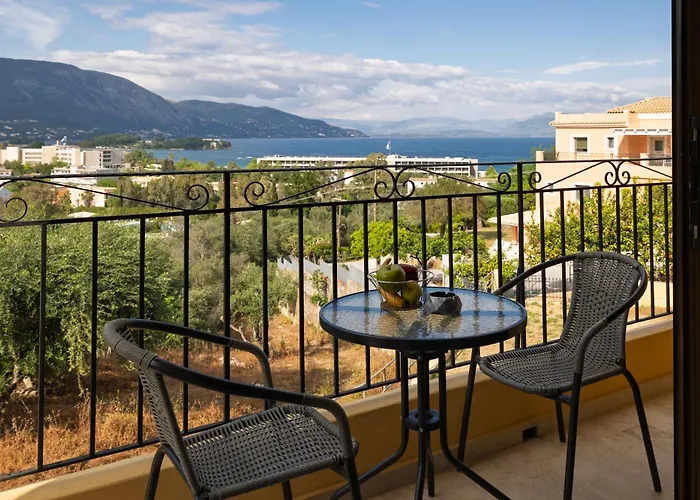 Nikol Seaview Luxury Apartment *